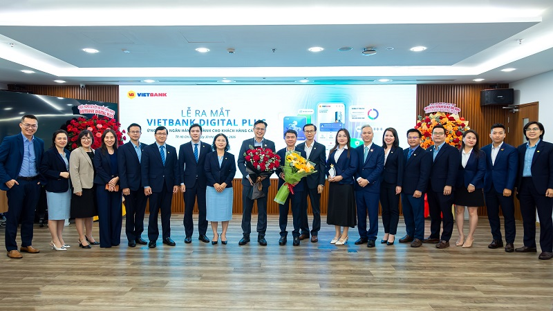 Ban l&atilde;nh đạo Vietbank v&agrave; VNPAY